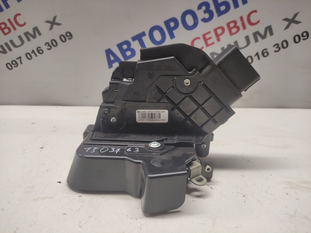 Замок двери задней правой 1503763 FORD