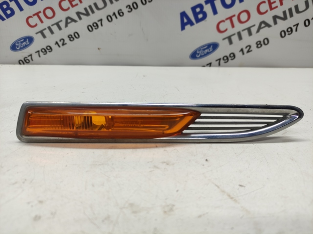 Поворотник левый 1571282 FORD