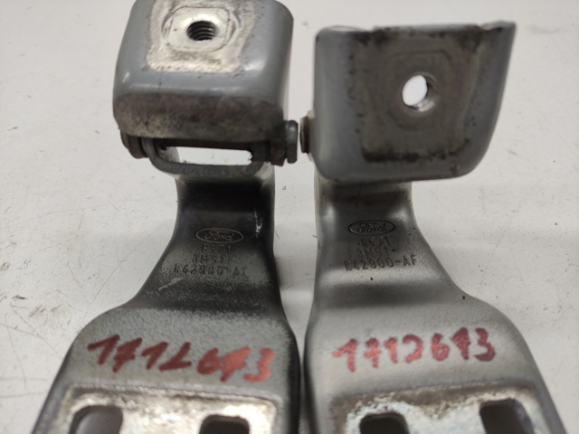1712673 FORD Петля задней двери купить в Чернигов