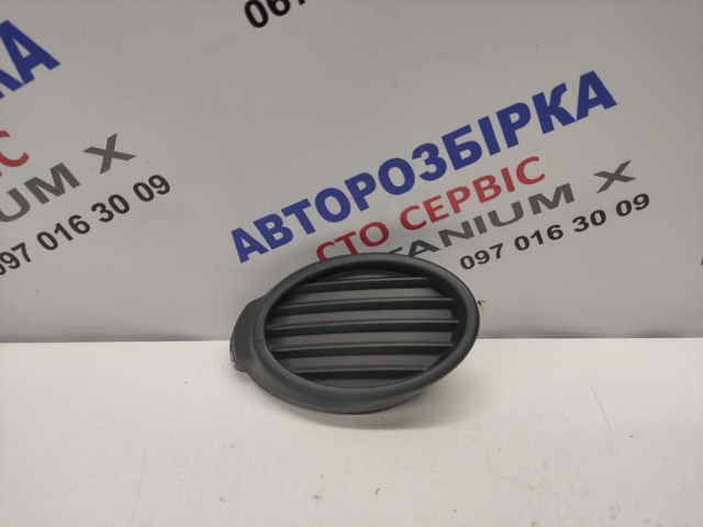 Ободок (окантовка) фары противотуманной правой BM5119952B FORD