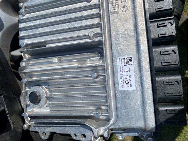 Электронный блок управления двигателем 5A23E11 BMW