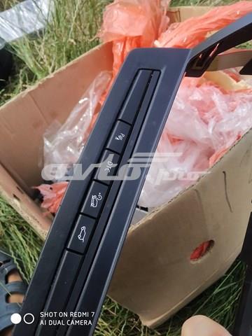 Блок кнопок центральной консоли 61319180946 BMW