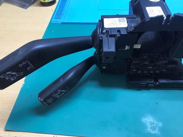 3C0953549 VAG Модуль управления (ЭБУ) подрулевыми переключателями купить в Николаев