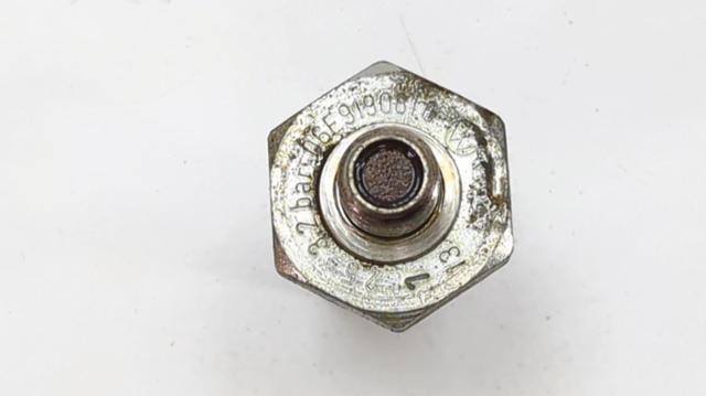 VAG 06E919081G Датчик давления масла в наличии Павлоград