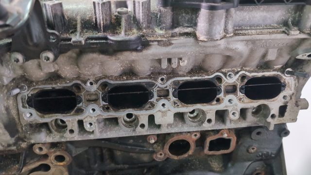 VAG 06K100033P Двигатель в наличии Черновцы