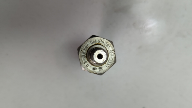 VAG 06K919081 Датчик давления масла в наличии Николаев