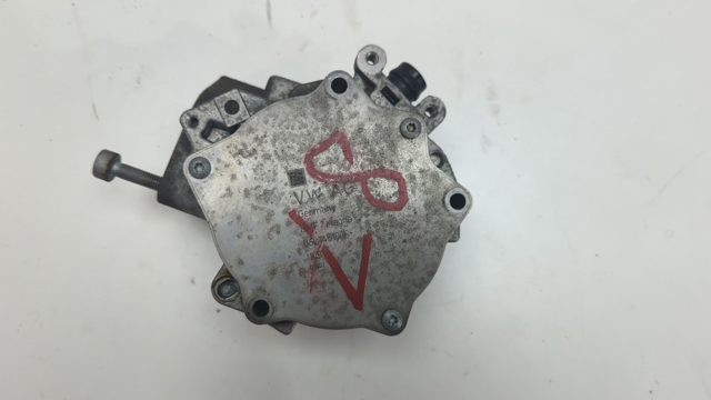 VAG 06L145100F Насос вакуумный в наличии Одесса