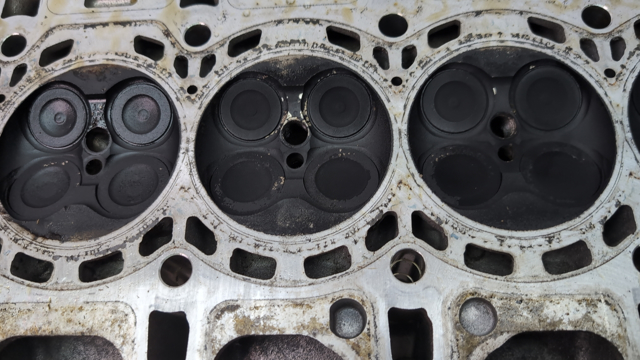 11127624429 BMW ГБЦ купить в Каменское