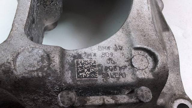 BMW 11517644809 Помпа водяная (насос) охлаждения, в сборе с корпусом в наличии Кривой Рог