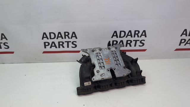 Впускной коллектор 11617588126 BMW