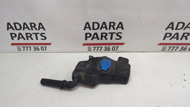 Крышка омывательного бачка Фольксваген Кадди 3