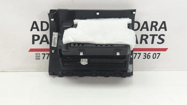 1TG14DX9AC CHRYSLER Ящик перчаточный (бардачок) купить в Запорожье