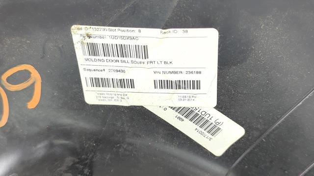 CHRYSLER 1UD15DX9AC Накладка дверного порога внутренняя передняя левая в наличии Запорожье