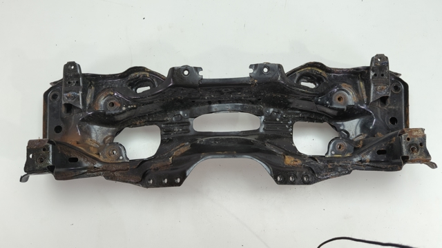 SUBARU 20101FL00B Подрамник передний в наличии Киев