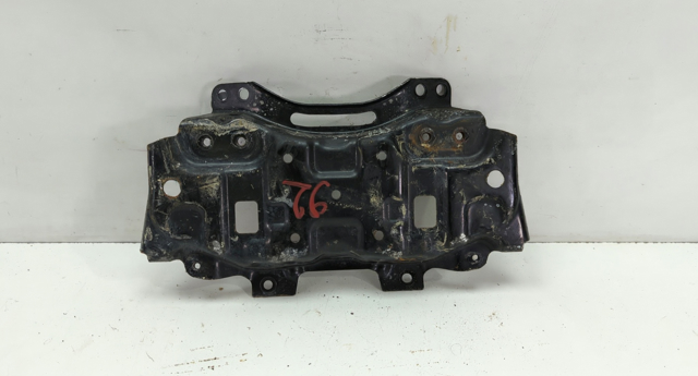 SUBARU 20107FL020 Кронштейн передней балки в наличии Николаев