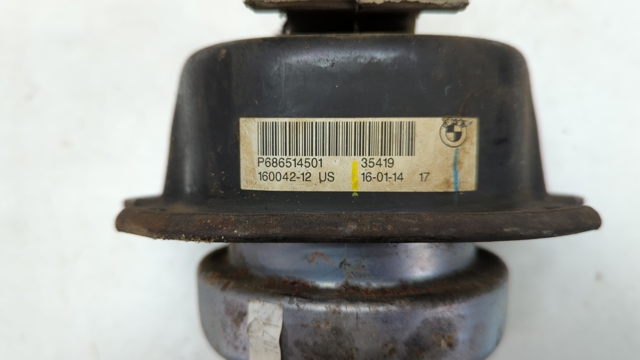 Левая подушка двигателя 22116865145 BMW