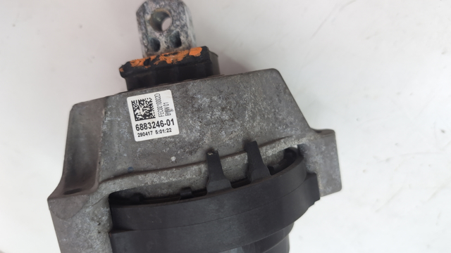 Подушка двигателя 22116883246 BMW