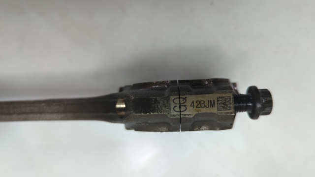 Шатун поршня двигателя 235102J000 HYUNDAI