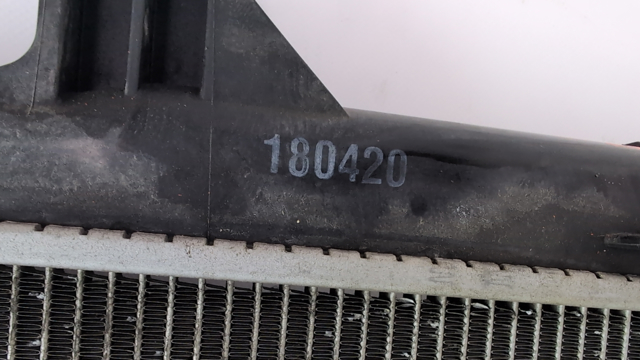 Радиатор системы охлаждения двигателя 25310J9200 HYUNDAI