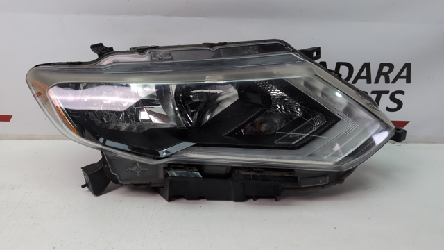 Фара передняя правая 260106FL0A NISSAN