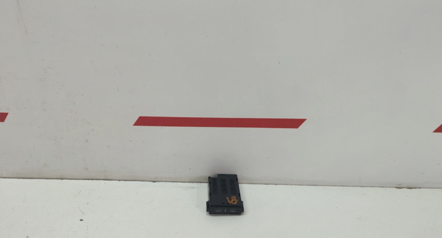 USB-разветвитель 2G6035736 VAG