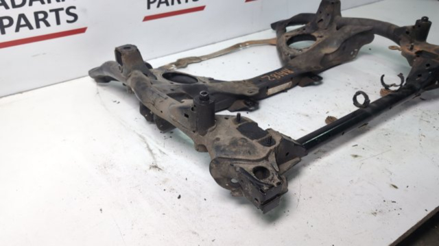 31106872118 BMW Подрамник передний купить в Черкассы