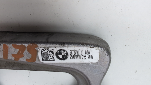 BMW 31106878779 Усилитель переднего подрамника в наличии Украина