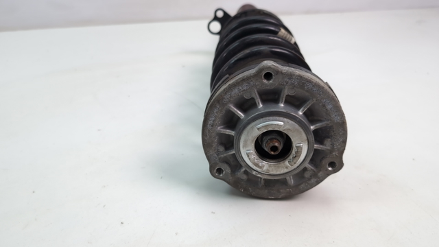 Амортизатор подвески передний левый 31316866607 BMW