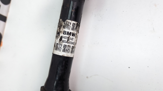 Полуось передняя левая 31605A2E057 BMW