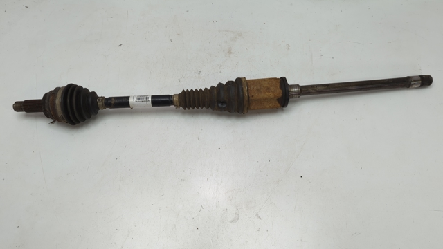Полуось передняя, правая 31607607938 BMW