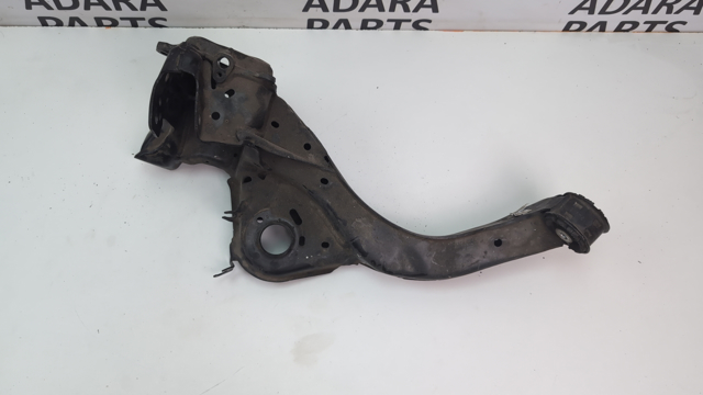 33306894209 BMW Цапфа (поворотный кулак) задний левый купить в Одесса