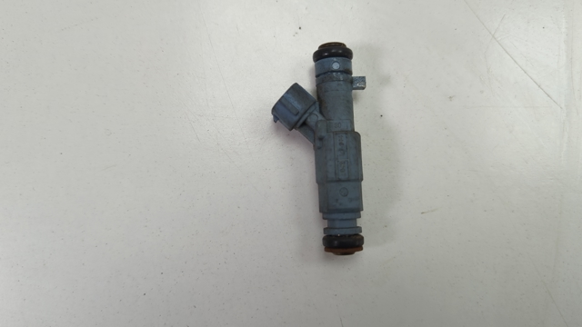 Топливные форсунки 353102G300 HYUNDAI