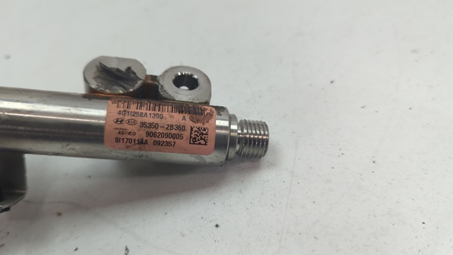 HYUNDAI 353402B250 Распределитель топлива (рампа) в наличии Николаев