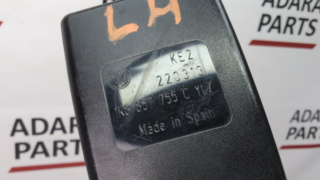 3AA857755CYLZ Рычаг (замок) фиксации ремня безопасности передний левый купить Винница