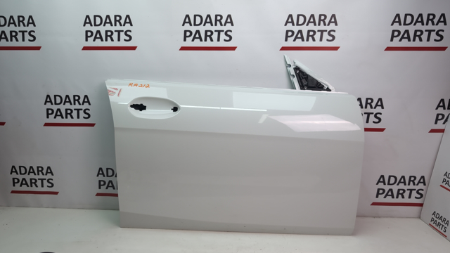 Пассажирская передняя дверь 41515A70A34 BMW