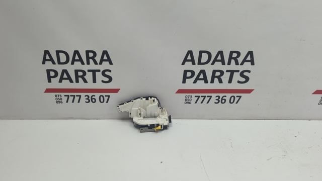 CHRYSLER 4589913AE Замок водительской двери в наличии Одесса