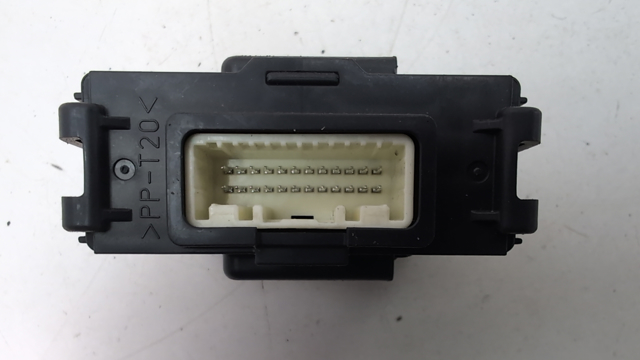 476A06FL0A NISSAN купить в Чернигов