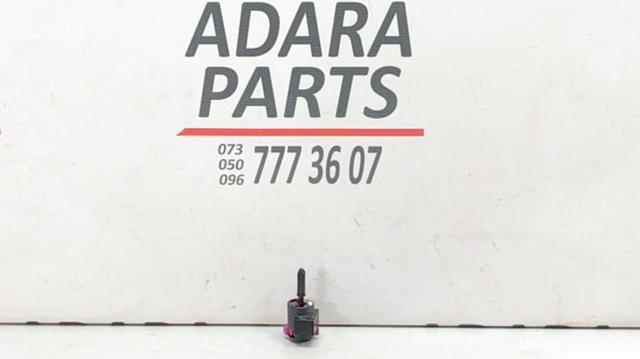 Выключатель стоп-сигнала (жабка) Ауди А8 D3