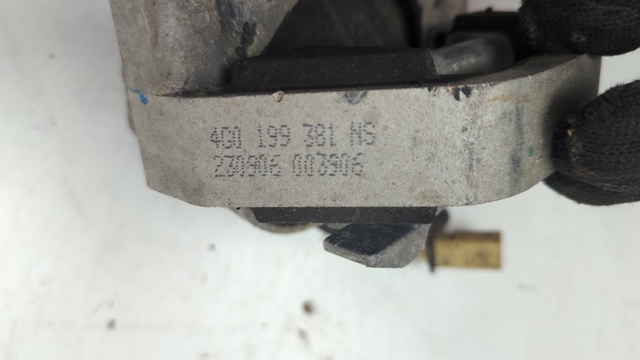 Левая подушка двигателя 4G0199381MP VAG