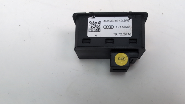 4G0959831D5PR VAG Кнопка привода замка багажника купить в Черновцы