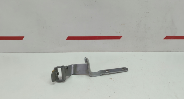 Петля двери задней (багажной 3/5-й) 4G8827299 VAG