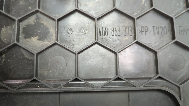 VAG 4G8863373 в наличии Черкассы