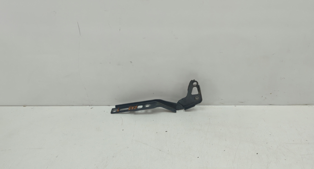 Завеса капота левая 4L0823301 VAG