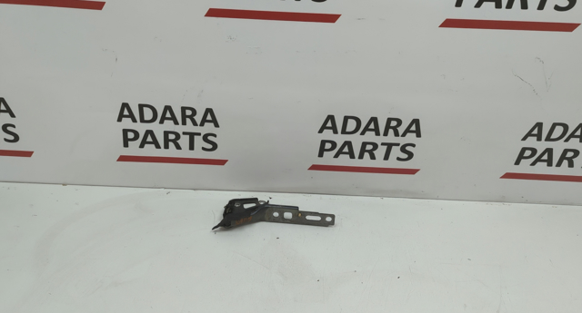 Правая петля капота  4L0823302 VAG