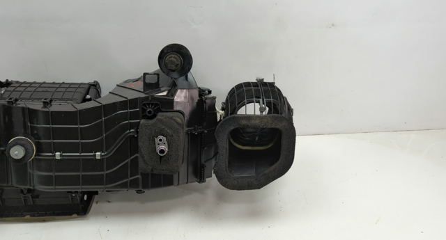 4L1820103 VAG Испаритель кондиционера купить в Сумы