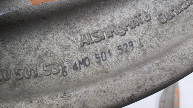 Задняя поперечная тяга 4M0501529L VAG