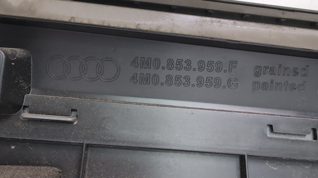 4M0853959GGRU VAG Молдинг двери передней левой нижний купить в Житомир