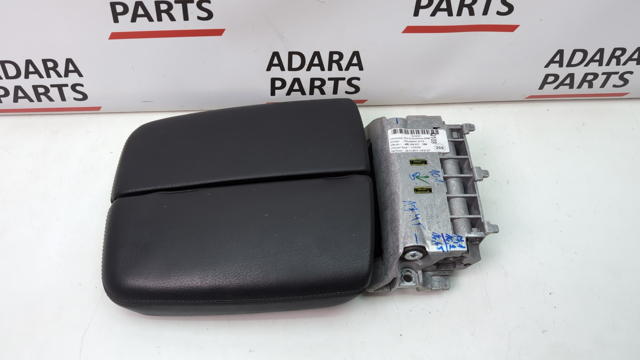 Подлокотник центральной консоли 4M0864207D38M VAG