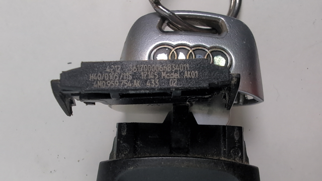 4M0959754AKTKE VAG Ключ замка зажигания  купить в Николаев