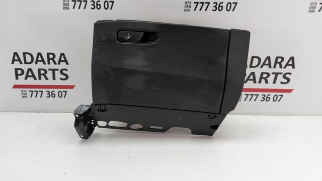 4M1857035R24A VAG Ящик перчаточный (бардачок) купить в Ровно
